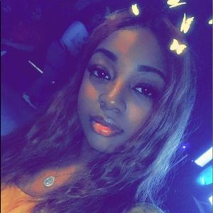 Meet your Posher, Amber